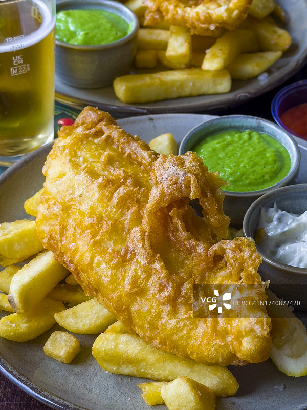 英国英格兰鱼和船只图片素材