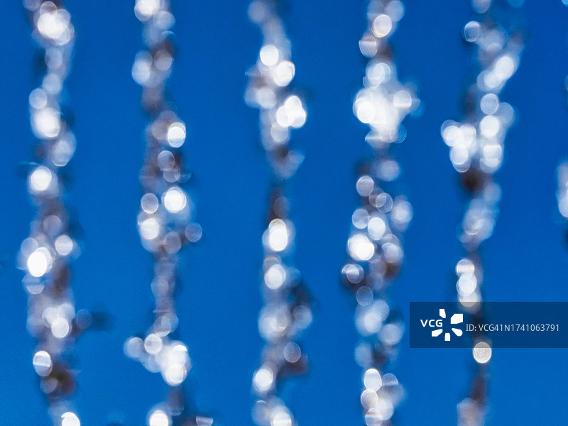 空气中凝固的落水滴：凝固的运动图片素材