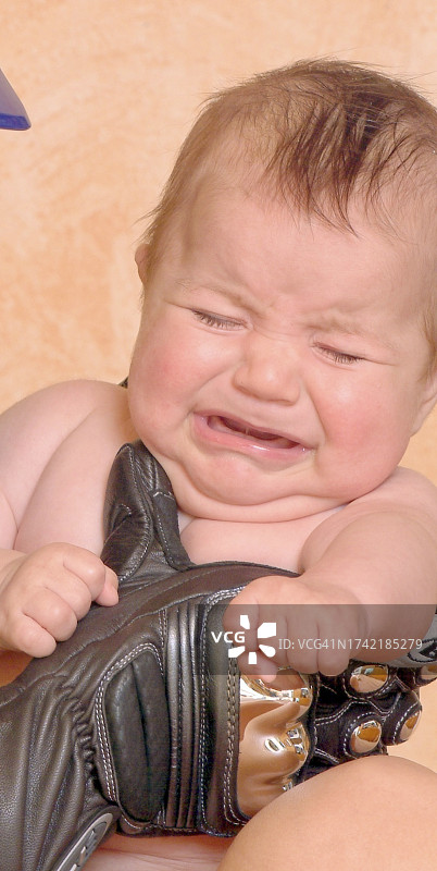 新生男婴图片素材