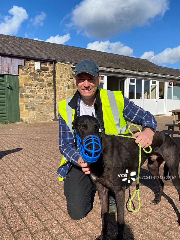 坠入爱河图片素材