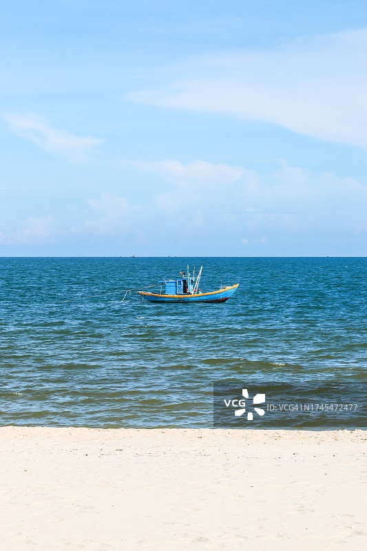 越南美奈海滩小镇的海 shore图片素材
