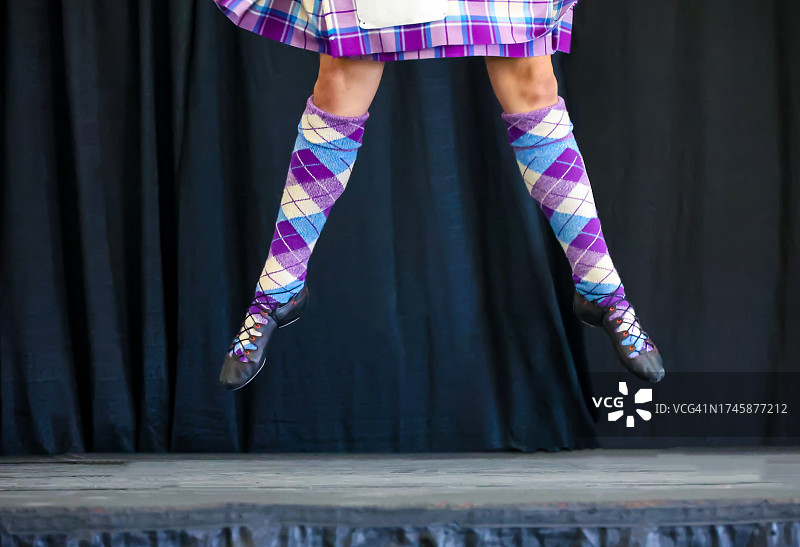 高地舞蹈演员图片素材