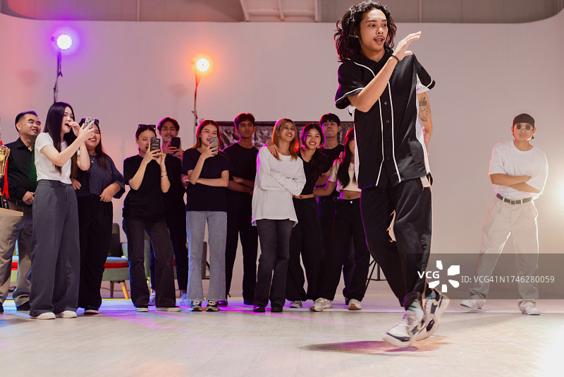 街舞比赛活动图片素材