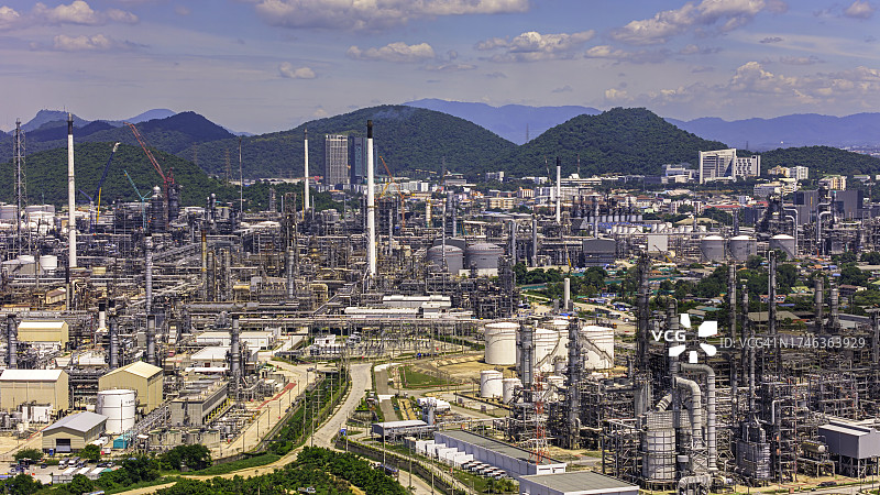 石油工业区航拍图片素材