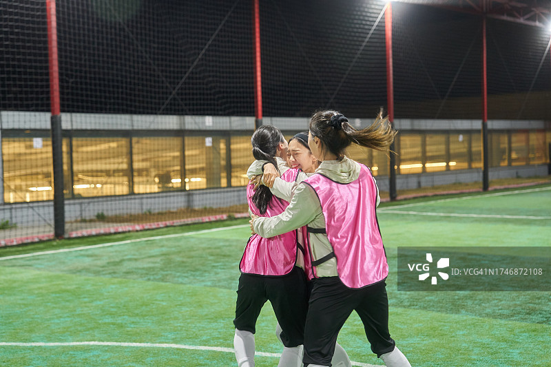 韩国女子室内足球俱乐部聚会欢庆图片素材