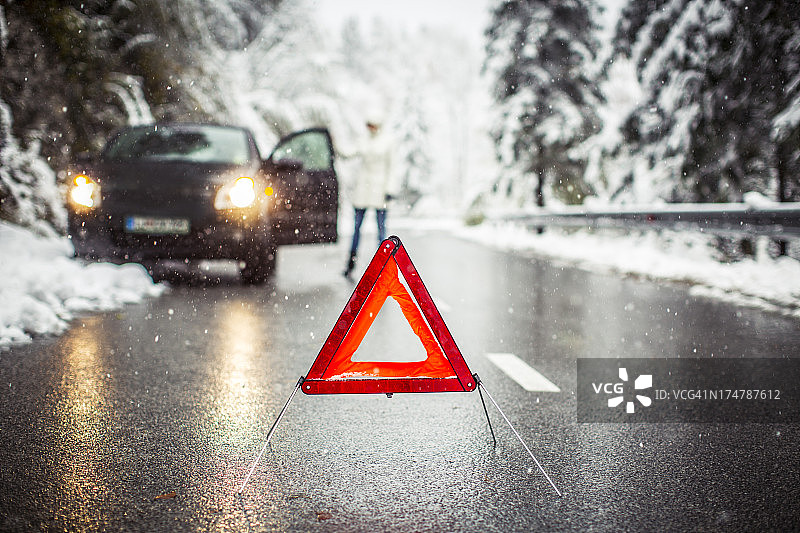 乡村车辆故障图片素材