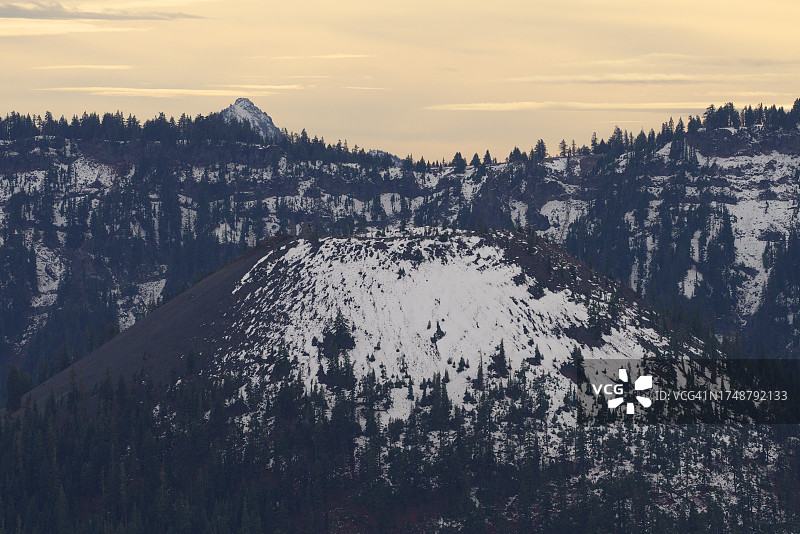 巫师岛上的雪景图片素材