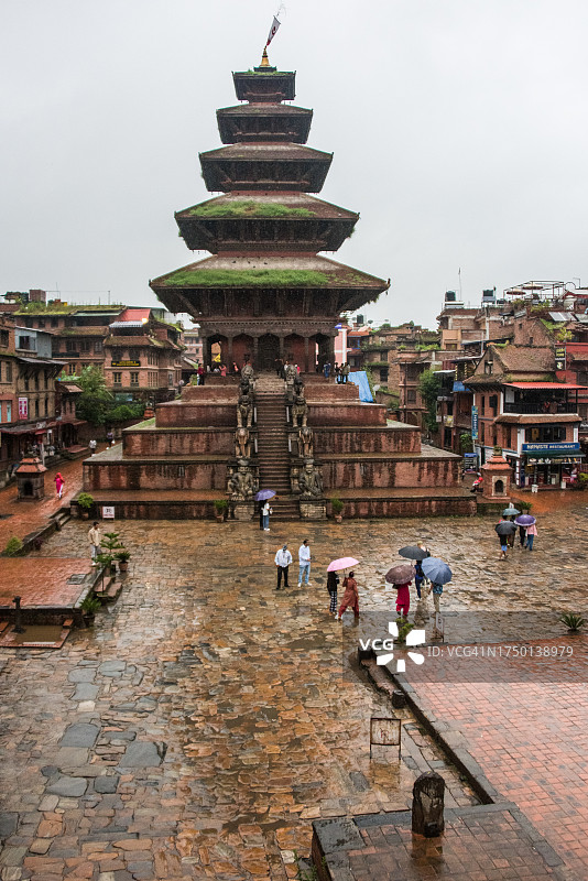 巴克塔普尔陶玛迪广场的尼亚塔波拉神庙图片素材