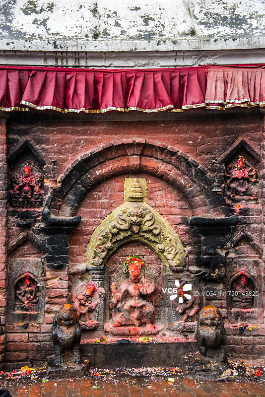 巴克塔普尔廓尔喀纳特寺的神龛图片素材