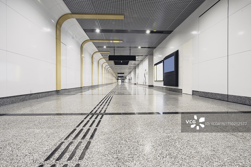 空旷的通道背景图片素材