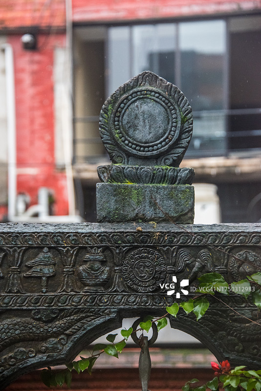 特里德维神庙的石头佛法图片素材