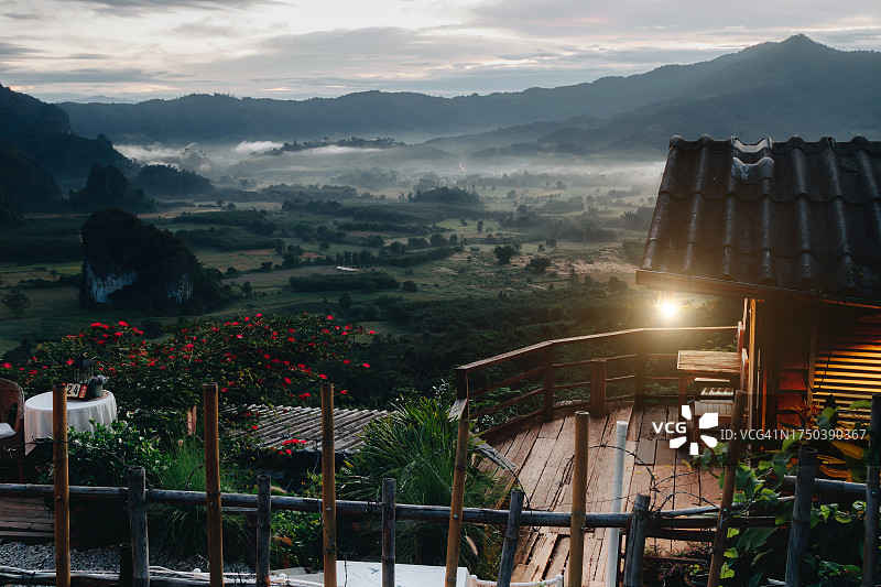 泰国帕尧府Phu lang ka日出美景图片素材