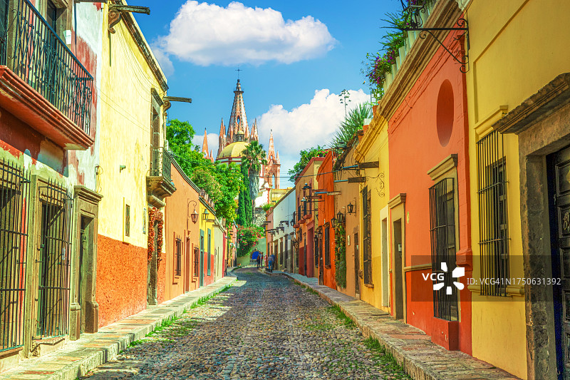 阿达玛街，墨西哥圣米格尔德阿连德图片素材