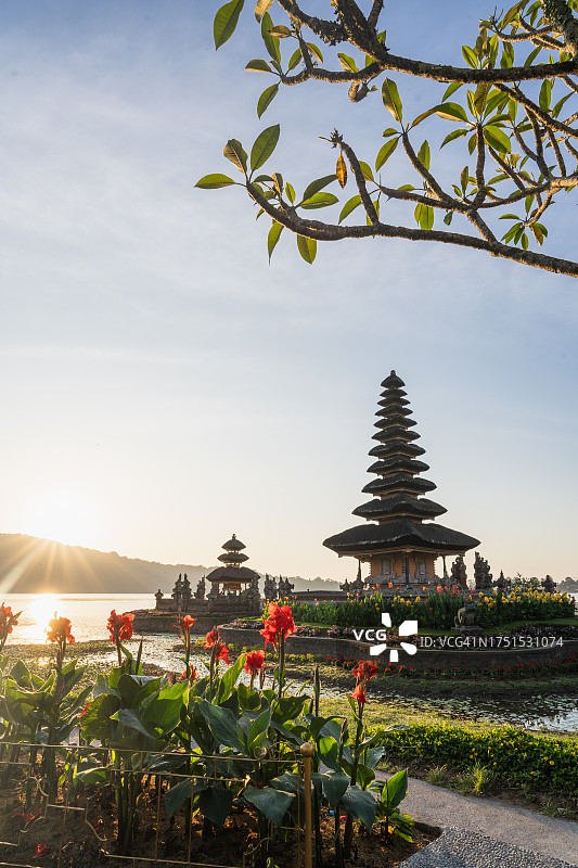印度尼西亚巴厘岛乌伦达努·布拉坦寺图片素材
