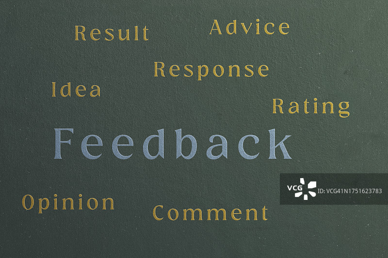 黑板上的概念性反馈图片素材