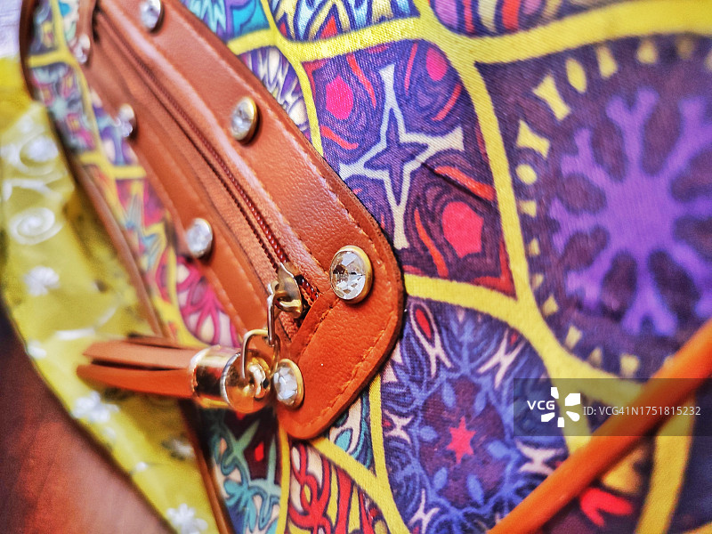 女士彩色钱包图片素材