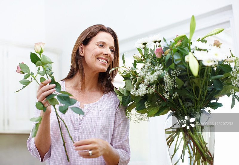 再来几朵玫瑰就完美了图片素材