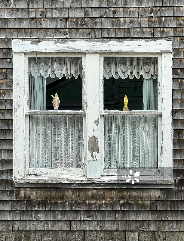 渔村房屋的窗户图片素材