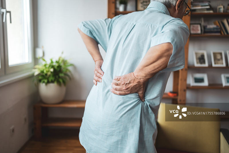 背部疼痛图片素材