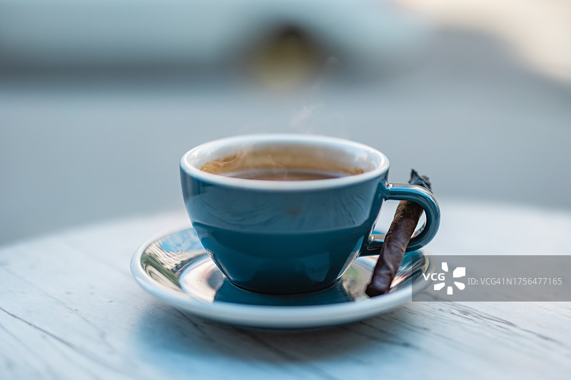 土耳其伊斯坦布尔卡迪科伊咖啡杯特写图片素材