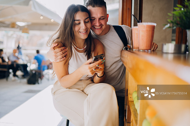 我给她发短信说这个冰沙的事图片素材