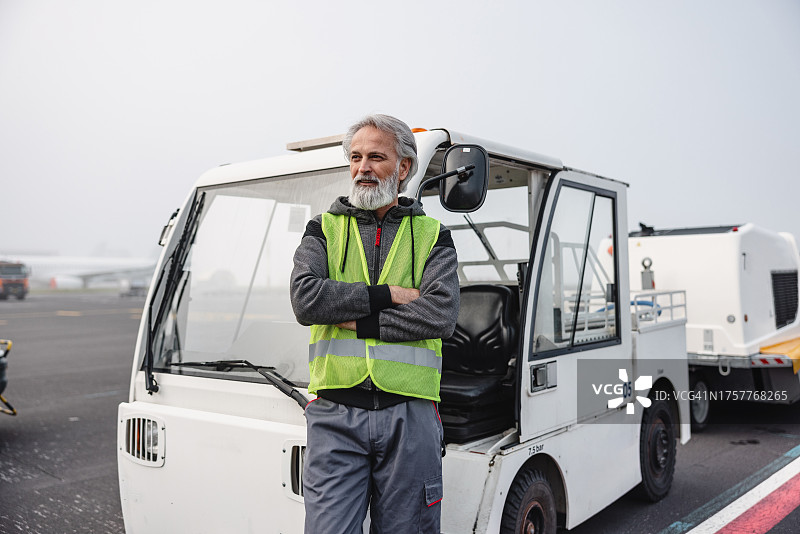 机场地勤人员图片素材