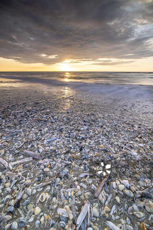 比利时德帕内弗兰德斯北海海滩日落图片素材
