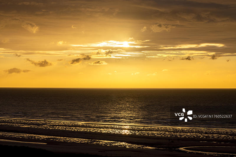 比利时德帕内弗兰德斯北海海滩日落图片素材