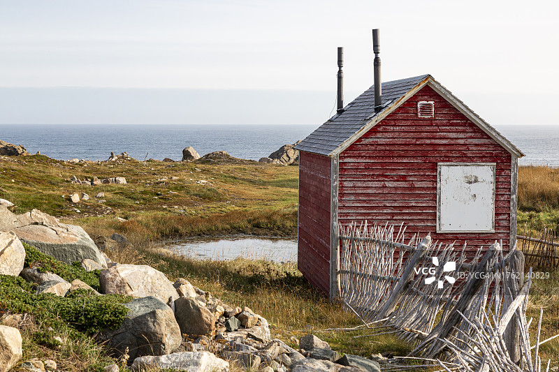 倒塌的栅栏图片素材