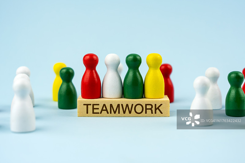 团队合作概念：木块和模型图片素材