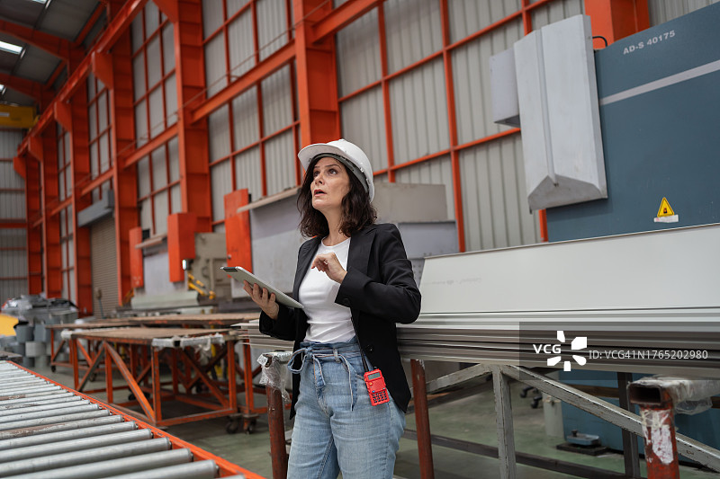 女工程师与工业：行业内女性专业培训师的平等、多元化教育与发展图片素材