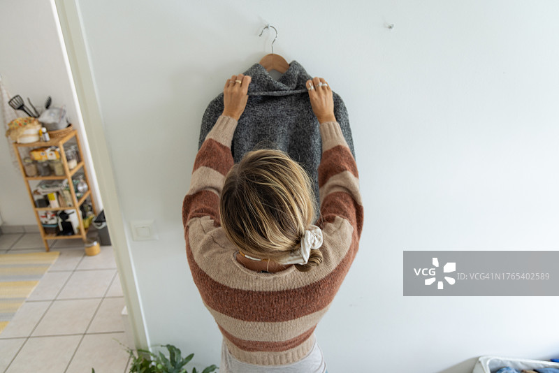 在线二手服装售卖图片素材