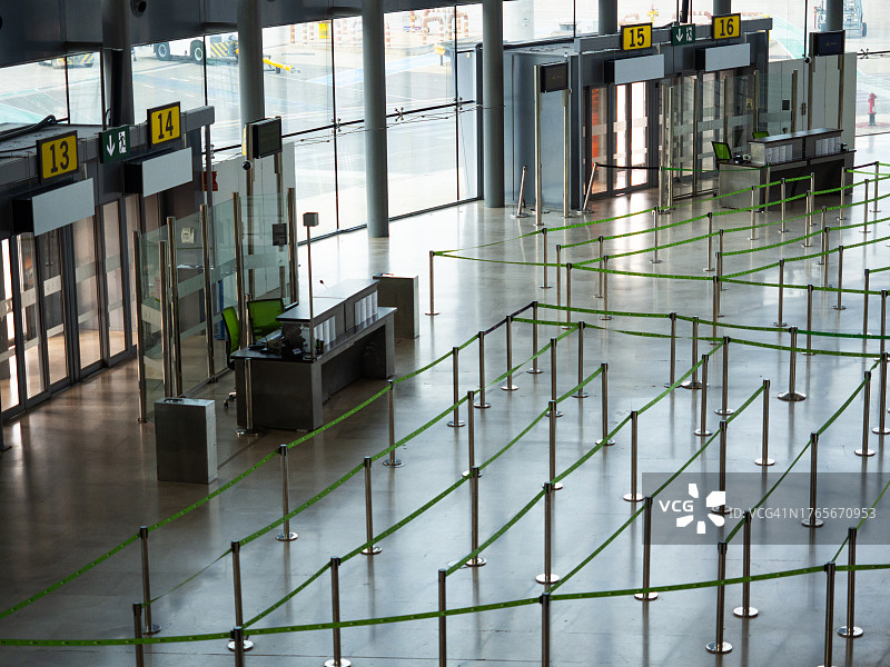 空旷的机场候机室图片素材