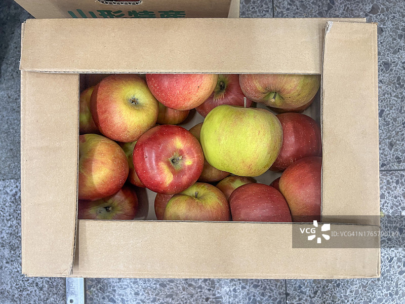 山形县产的信浓甜苹果图片素材