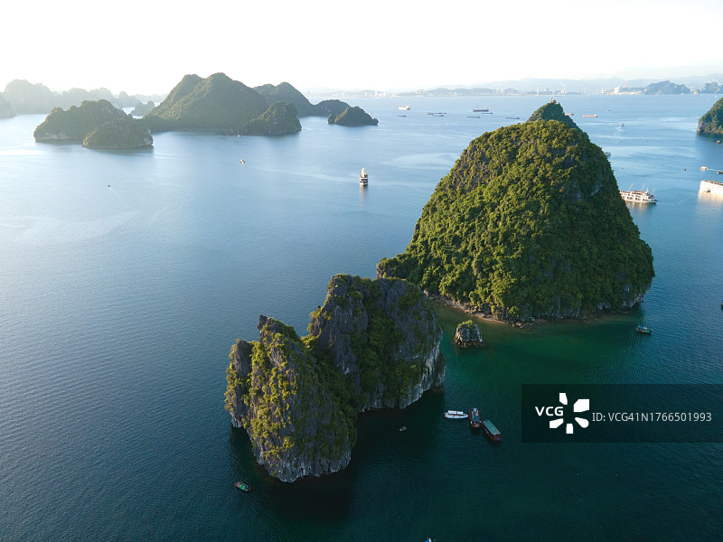 航拍越南下龙湾图片素材