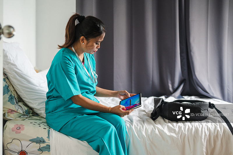 弹性连接：亚洲护士的现代化之旅图片素材