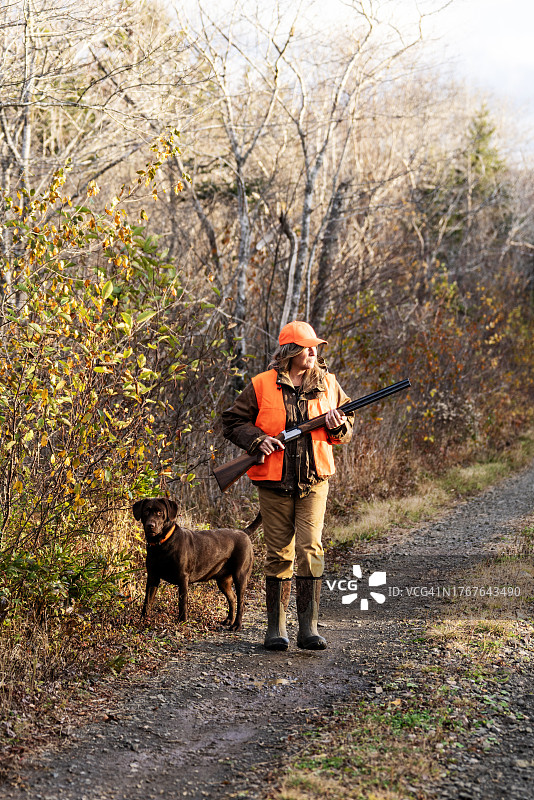 适合秋季狩猎的美好一天图片素材