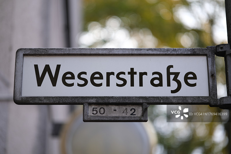 德国柏林Weserstraße路牌图片素材