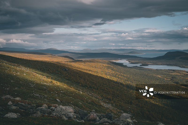 秋色中的萨勒克国家公园图片素材