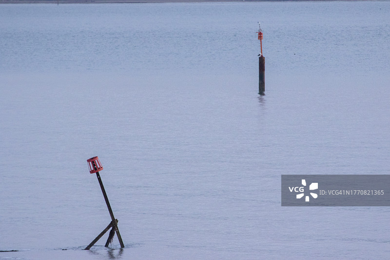尚克林海滩上的丁坝标记图片素材