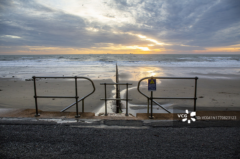 尚克林小霍普海滩的日出图片素材