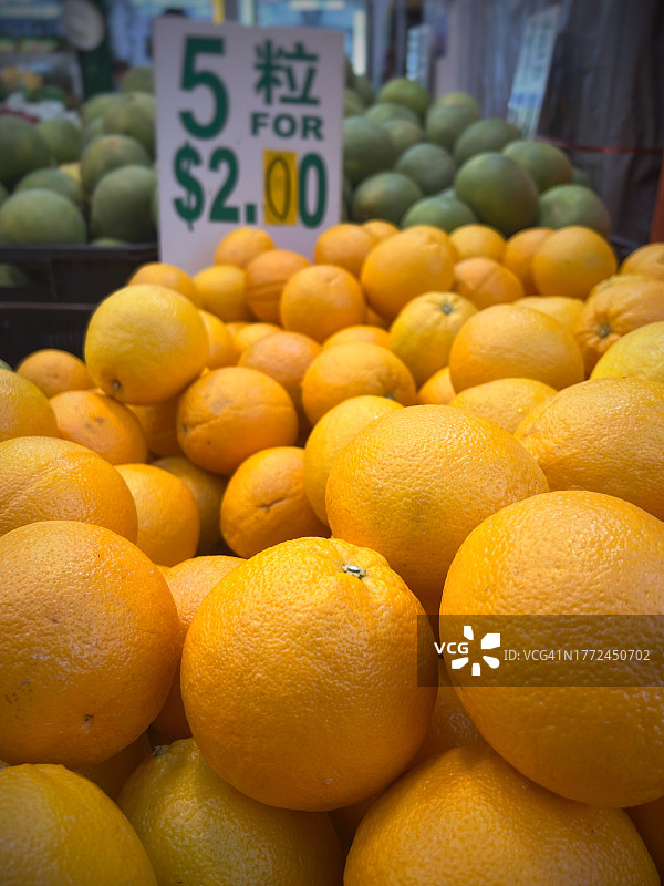 待售的橙子堆图片素材