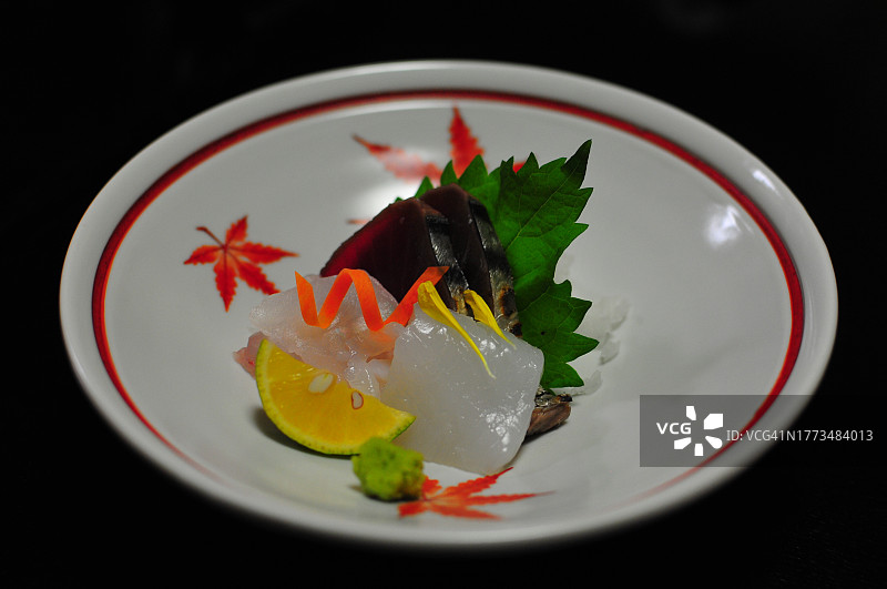 日式新鲜生鱼片图片素材