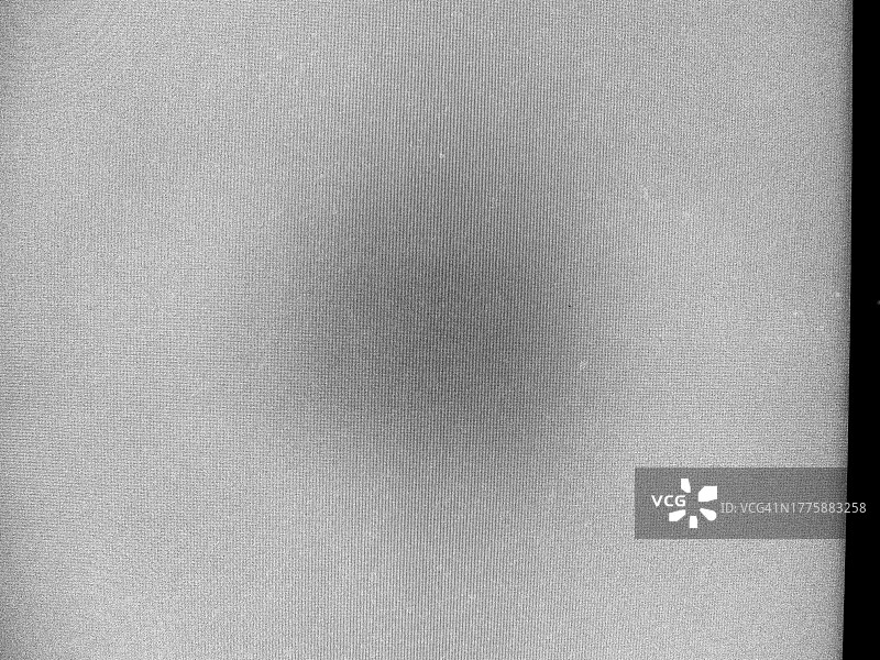法国巴黎的白色LED电视屏幕特写图片素材