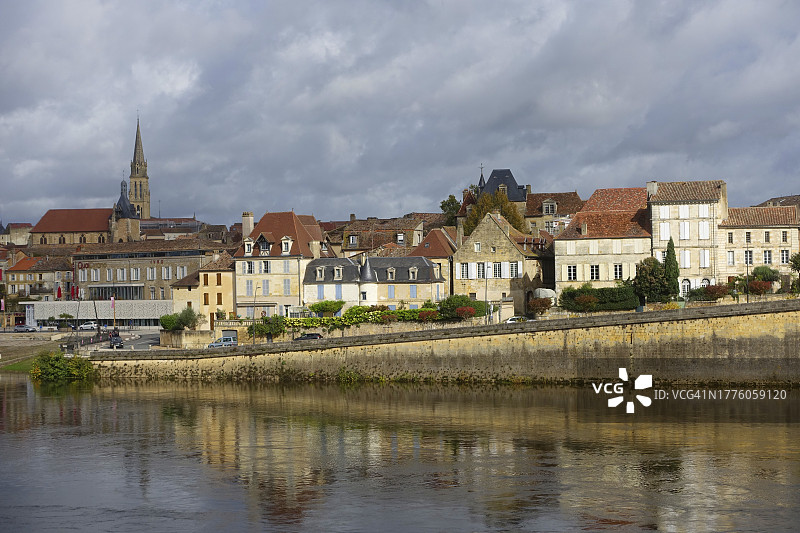 贝尔热拉克旅游城市图片素材