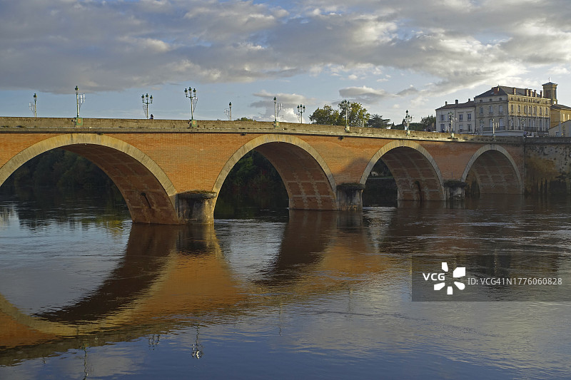贝尔热拉克旅游城市图片素材