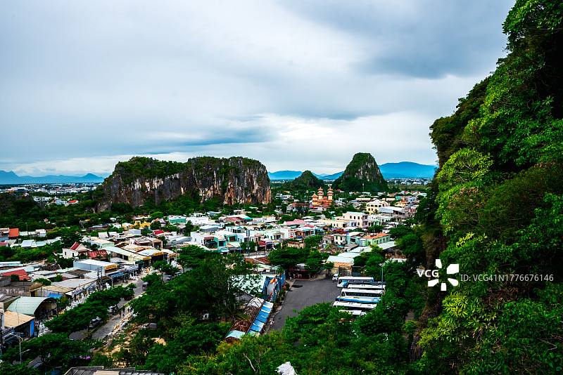 从大理石山俯瞰岘港市的景色图片素材