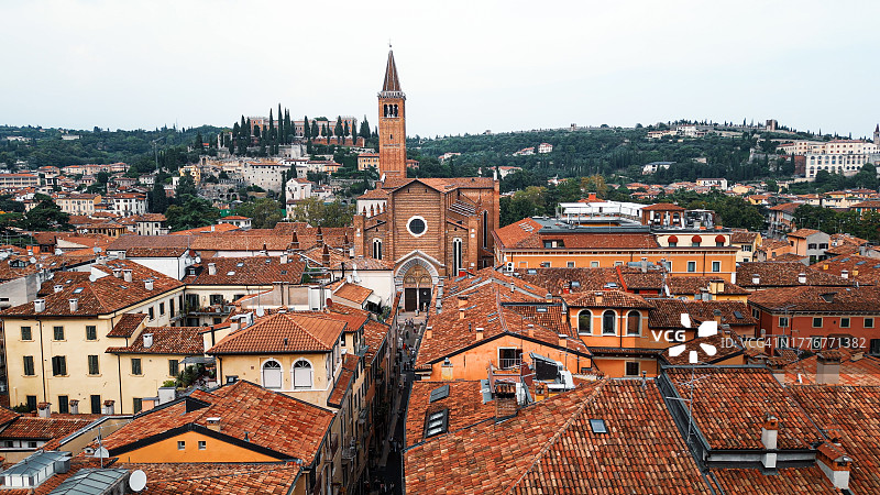 意大利维罗纳历史名城航拍：罗密欧与朱丽叶之城图片素材