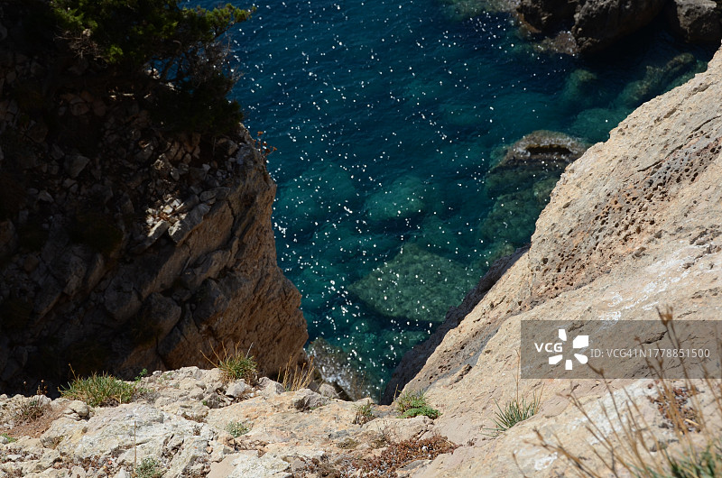 意大利撒丁岛的海岸风光图片素材