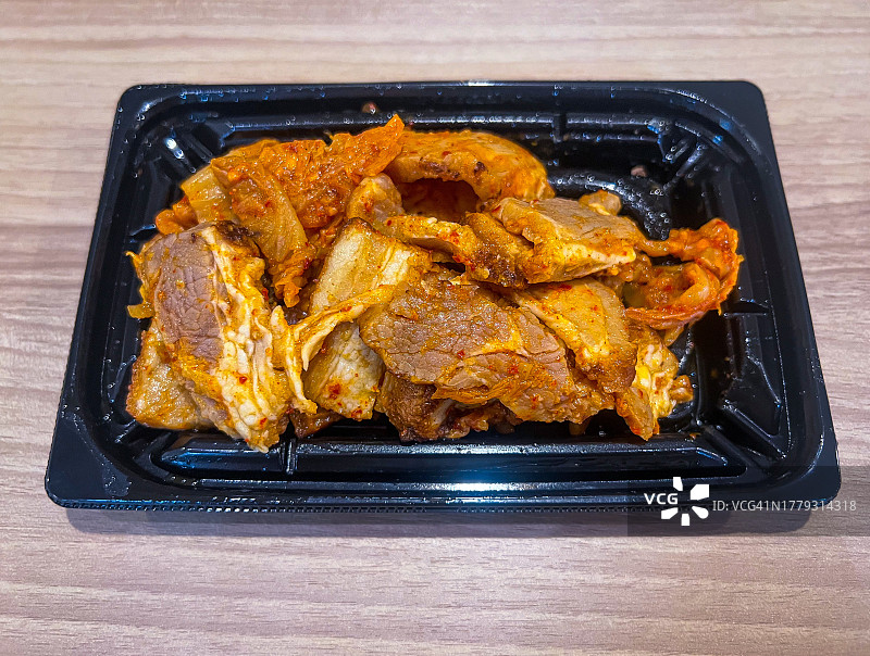 搭配韩式泡菜的日式叉烧图片素材